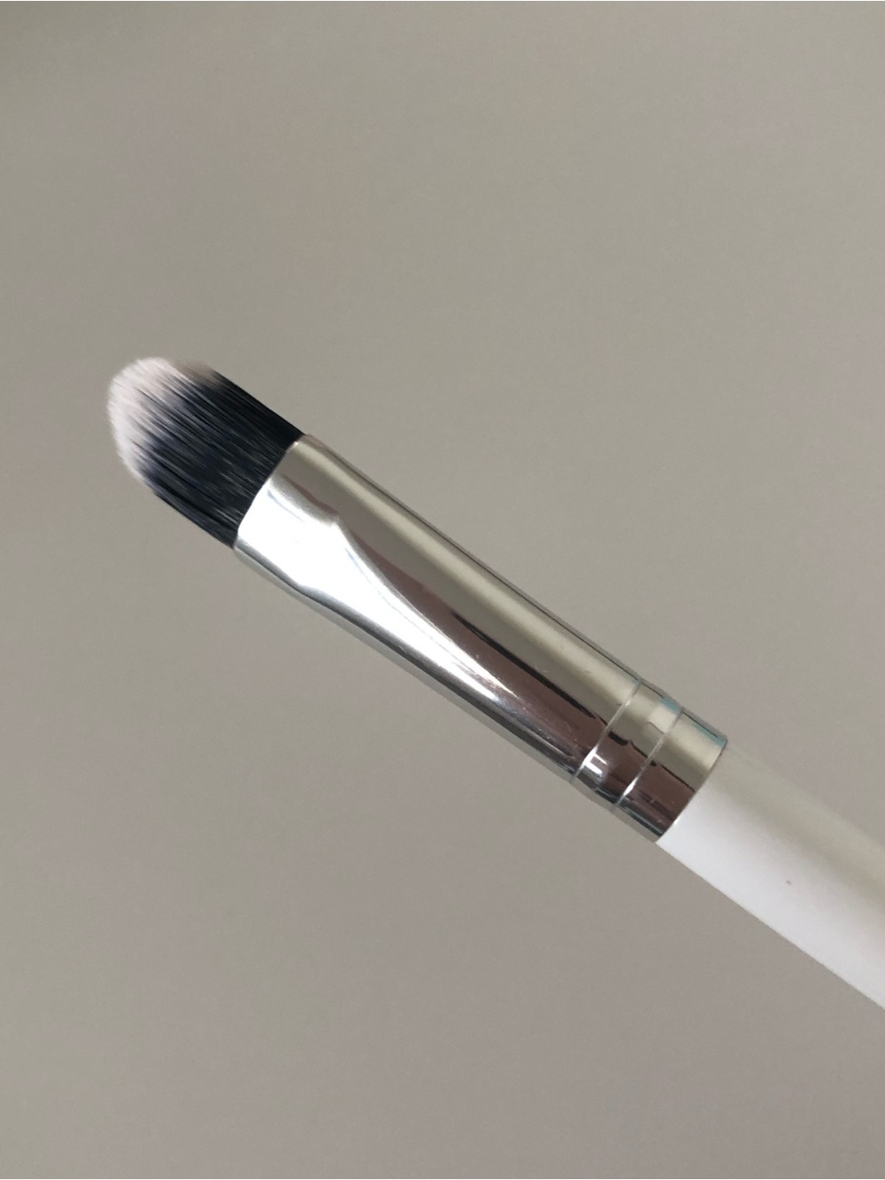 Colourpop Eyeshadow Shader Brush